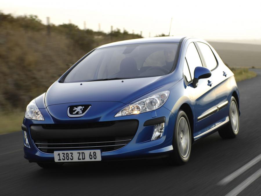  Peugeot 308 5-Door 2008 года  (фото 20 из 21)